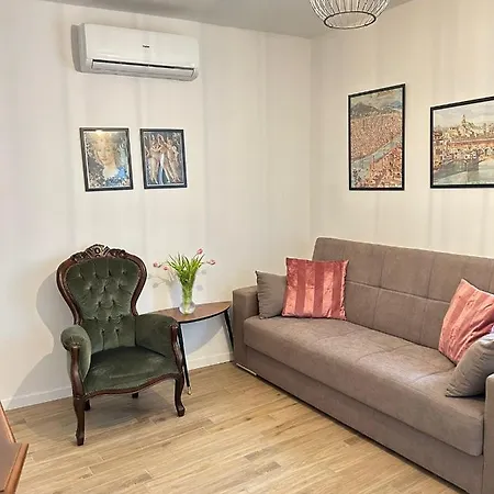 Casa Divina فيليني فالدارنو